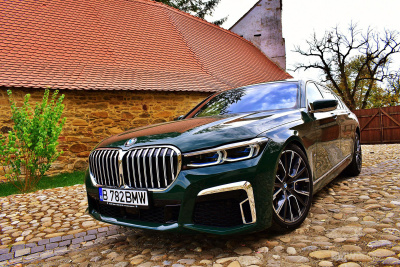 bmw-7-series-british-racing-green-11