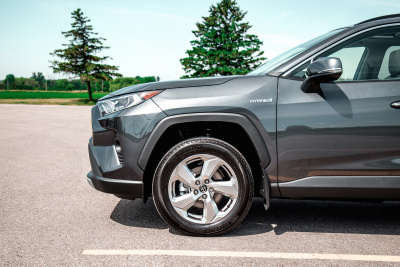 rav4-hybrid-wheels